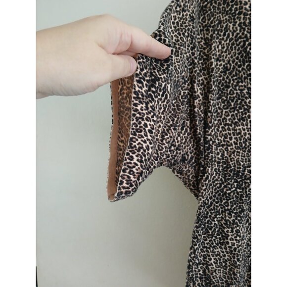 New York & Company  Womens M Leopard Animal Print Buttoned Cardigan Blouse Y2K - Picture 3 of 6
